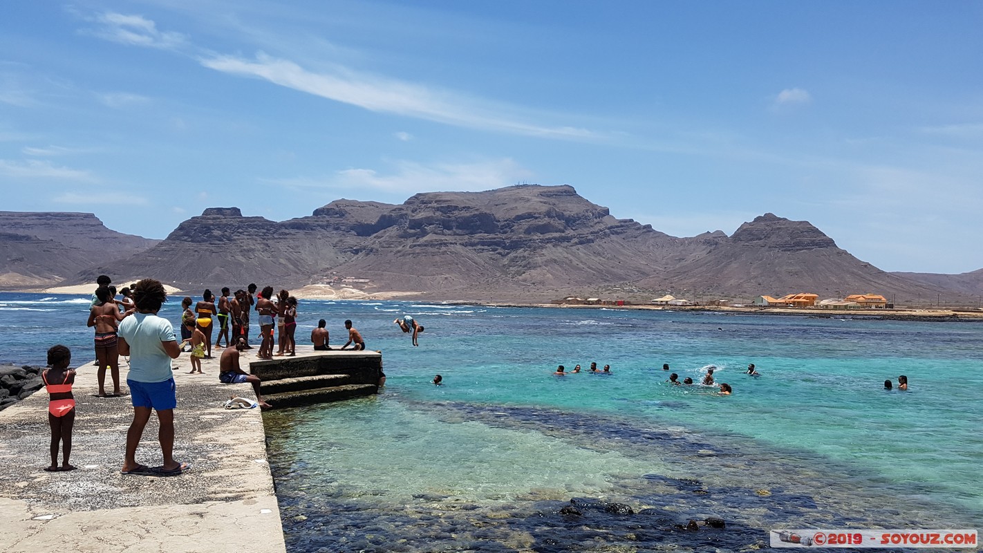 Sao Vicente - Baía das Gatas
Mots-clés: Sao Vicente Baía das Gatas Mer personnes