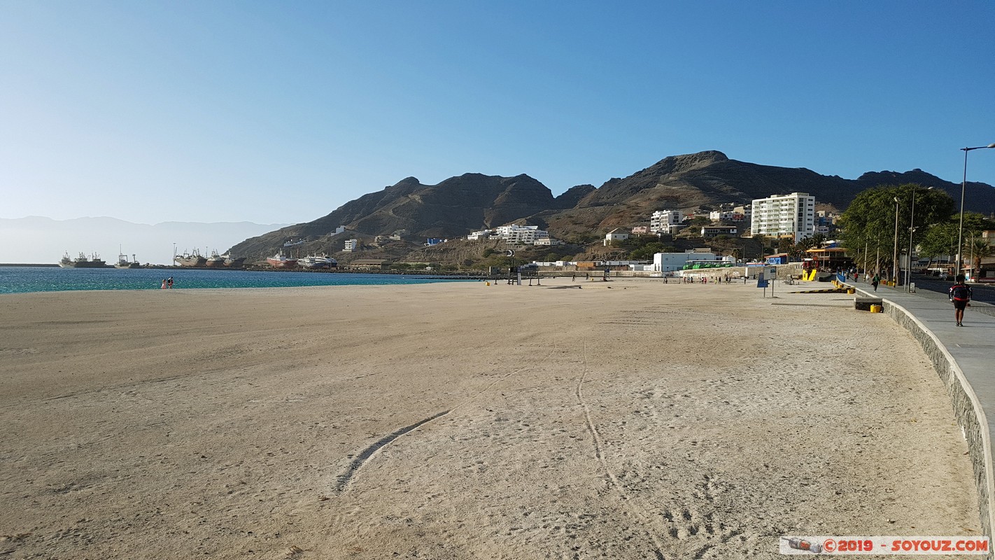 Sao Vicente - Mindelo - Praia de Lajinha
Mots-clés: Sao Vicente Mindelo Praia de Lajinha Mer plage