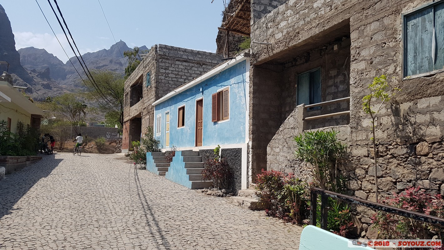 Santo Antao - Cha da Igreja
Mots-clés: Santo Antao estrada de Boca de Coruja para Cruzinha da Garça Cha da Igreja