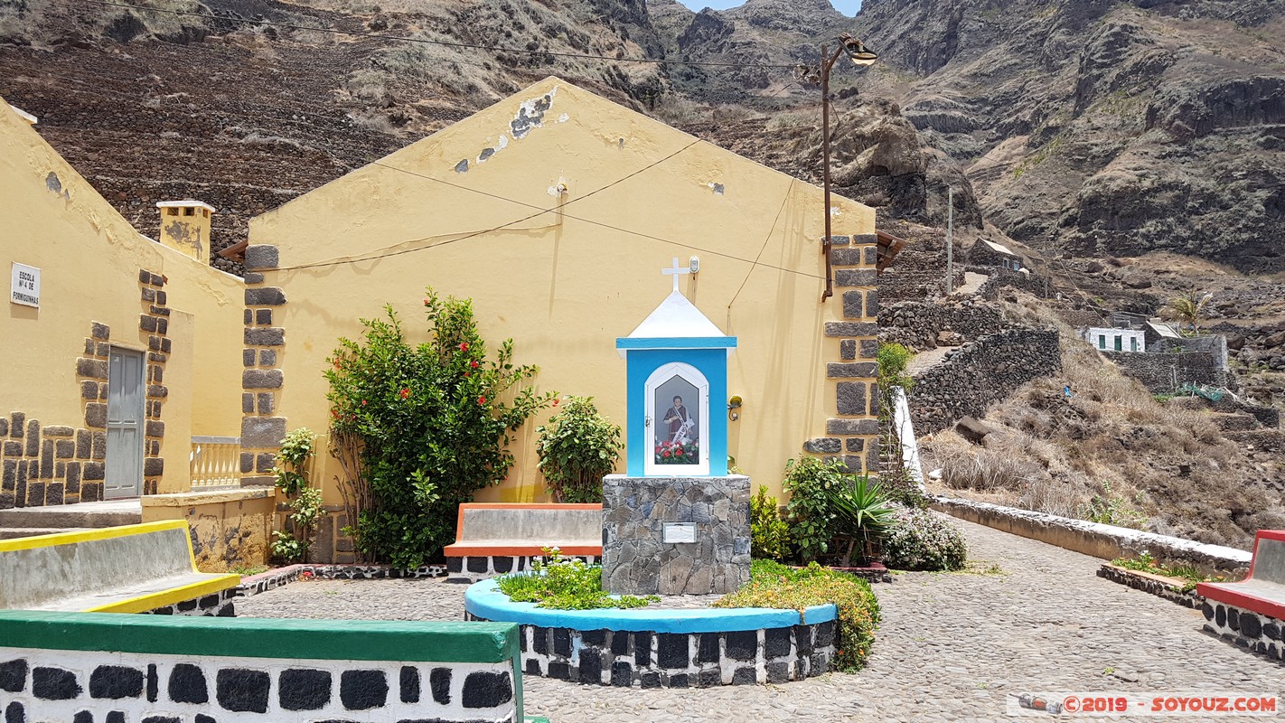 Santo Antao - Formiguinhas
Mots-clés: Santo Antao Caminhada Cruzinas - Ponta do Sol Montagne Mer Formiguinhas