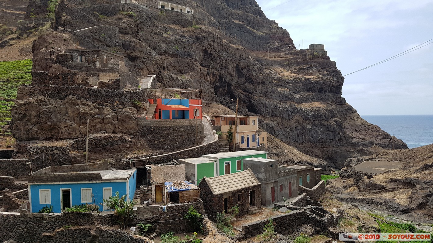 Santo Antao - Corvo
Mots-clés: Santo Antao Caminhada Cruzinas - Ponta do Sol Montagne Corvo