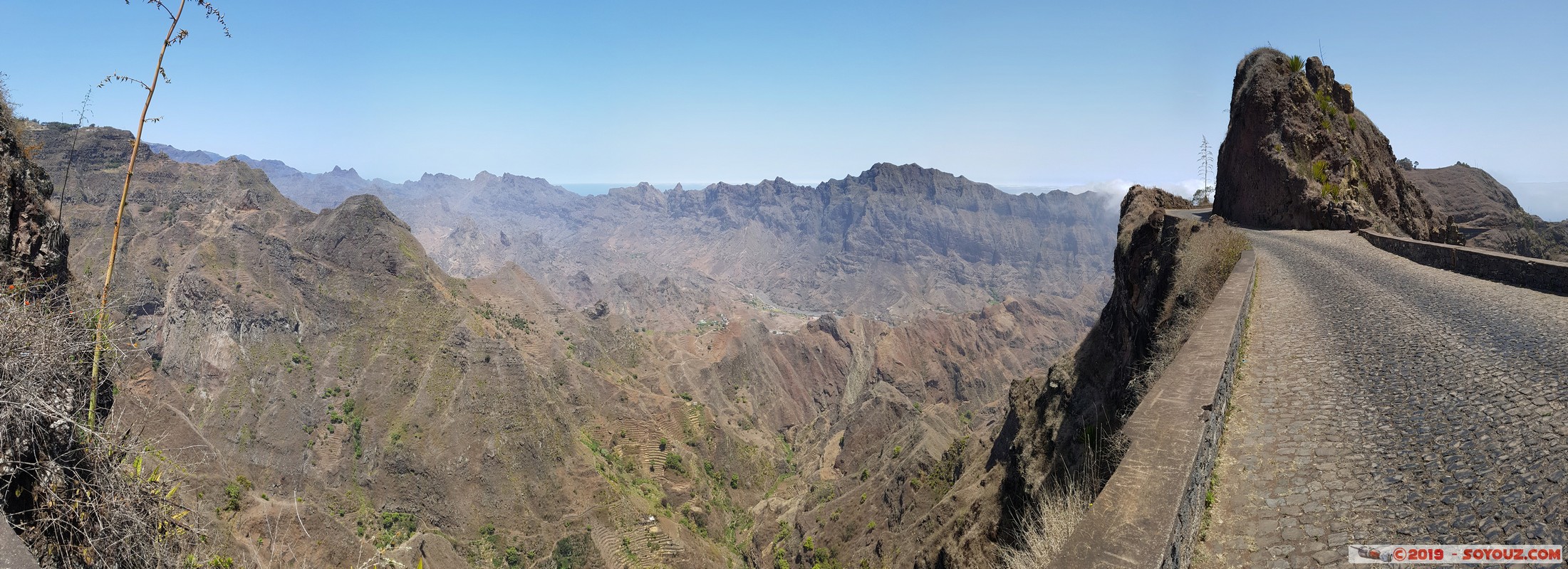 Santo Antao - Cordilheira Delgadinho - panorama
Mots-clés: Santo Antao Cordilheira Delgadinho Montagne panorama