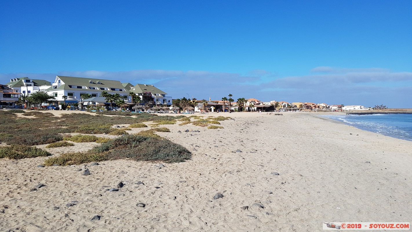 Sal - Santa Maria praia
Mots-clés: Sal Santa Maria Mer plage