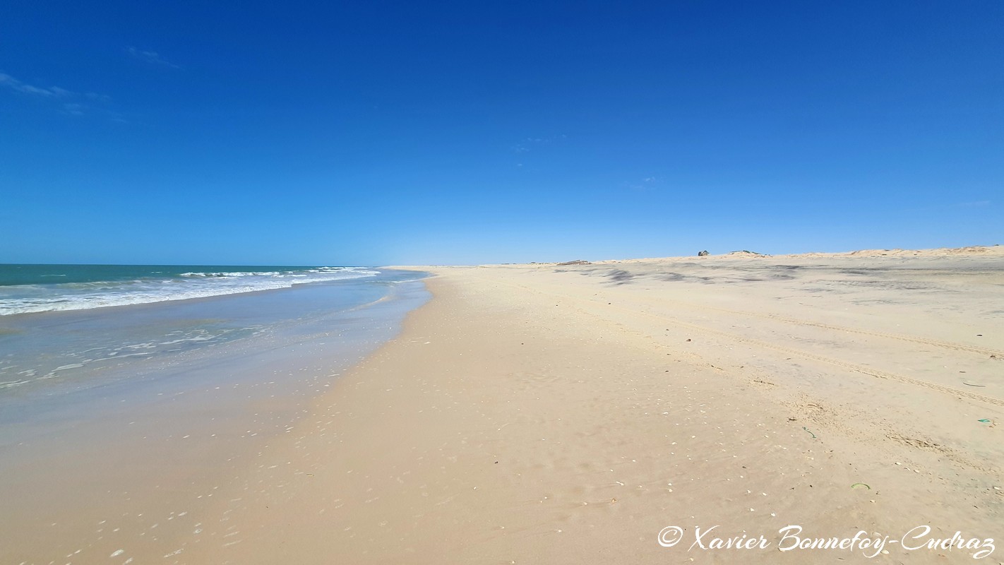 Nouakchott - La plage de Sultan
Mots-clés: geo:lat=18.23342489 geo:lon=-16.03629202 geotagged Jreïda Mauritanie MRT Nouakchott plage Mer La plage de Sultan