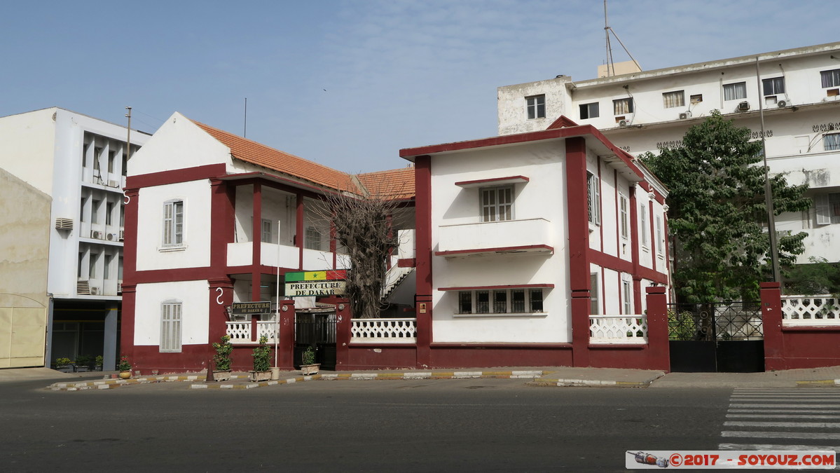 Dakar - Place de l'indépendance - Préfecture
Mots-clés: Central Dakar geo:lat=14.67041630 geo:lon=-17.43181854 geotagged Region Dakar SEN Senegal Dakar Place de l'indépendance