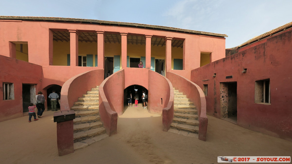 Ile de Gorée - Maision des Esclaves
Mots-clés: geo:lat=14.66765286 geo:lon=-17.39730120 geotagged Gorée Region Dakar SEN Senegal Ile de Gorée patrimoine unesco Maision des Esclaves Colonial Francais