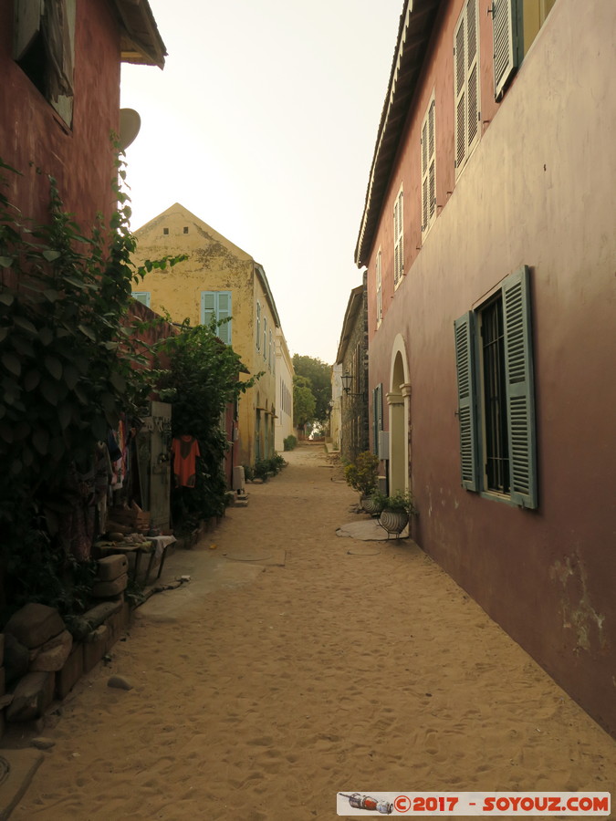 Ile de Gorée
Mots-clés: geo:lat=14.66729997 geo:lon=-17.39719659 geotagged Gorée Region Dakar SEN Senegal Ile de Gorée patrimoine unesco Colonial Francais