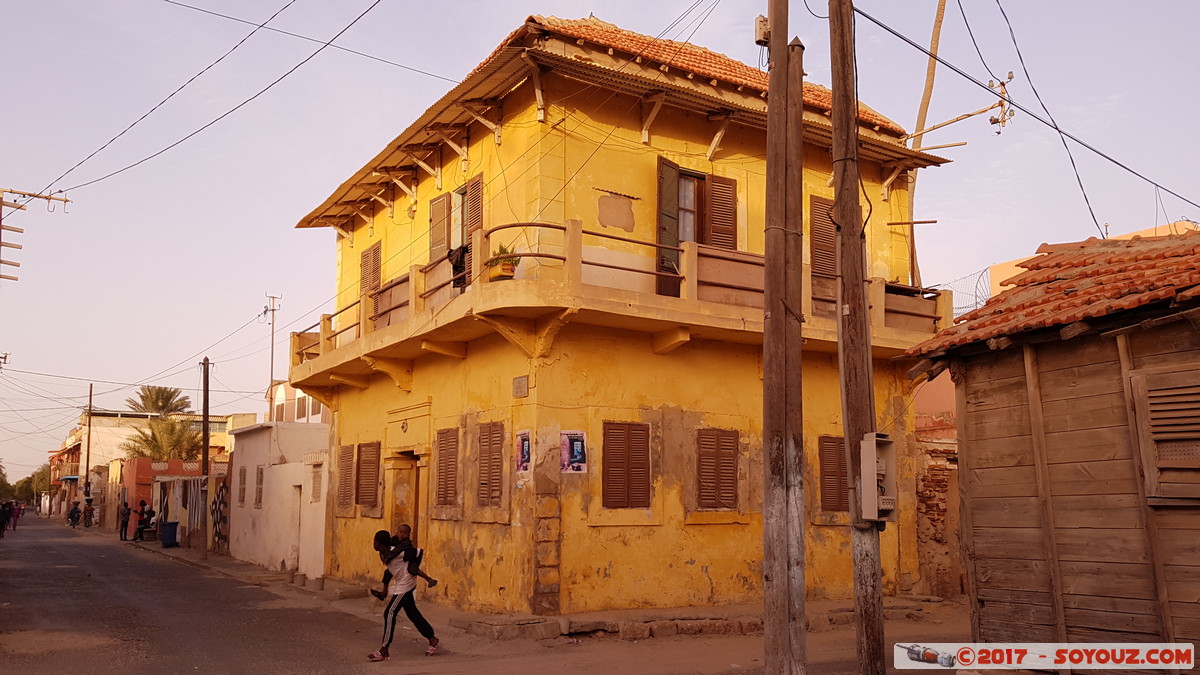 Saint-Louis - Rue Abdoulaye Seck
Mots-clés: Saint-Louis patrimoine unesco