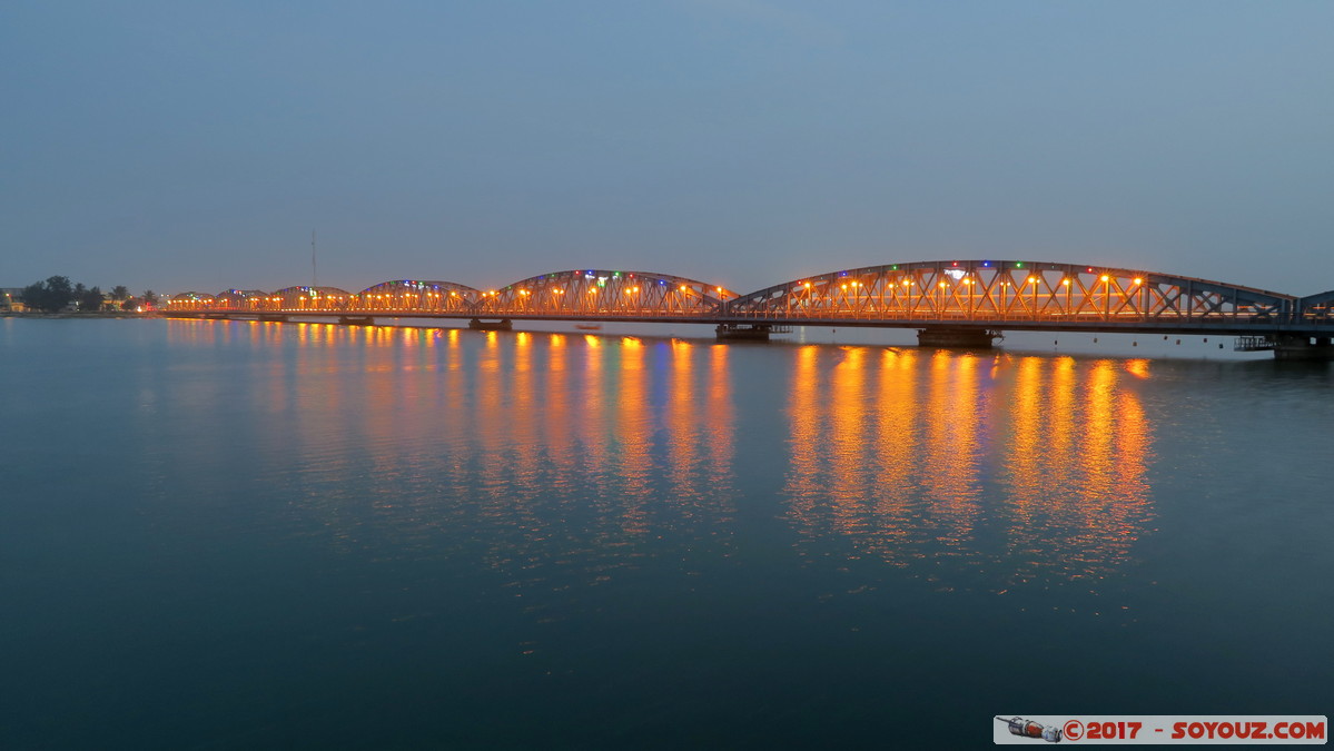 Saint-Louis - Pont Faidherbe
Mots-clés: geo:lat=16.02668075 geo:lon=-16.50333703 geotagged Region Saint-Louis SEN Senegal Sor Saint-Louis patrimoine unesco Pont Faidherbe Pont Riviere Lumiere