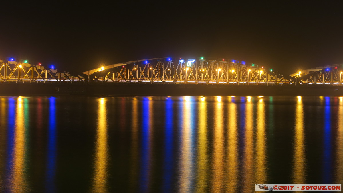 Saint-Louis by Night - Pont Faidherbe
Mots-clés: geo:lat=16.02403317 geo:lon=-16.50370181 geotagged Region Saint-Louis SEN Senegal Sud Saint-Louis patrimoine unesco Nuit Riviere Pont Faidherbe Pont