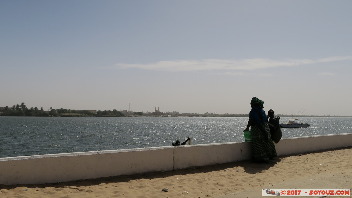 Saint-Louis - Quai Henni Jay
Mots-clés: geo:lat=16.02249152 geo:lon=-16.50403440 geotagged Region Saint-Louis SEN Senegal Sud Saint-Louis personnes Riviere