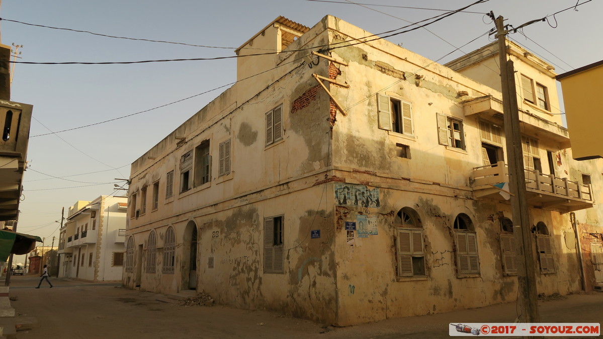 Saint-Louis - Rue Ibrahima Sarr
Mots-clés: geo:lat=16.02246832 geo:lon=-16.50560886 geotagged Region Saint-Louis SEN Senegal Sud Saint-Louis patrimoine unesco