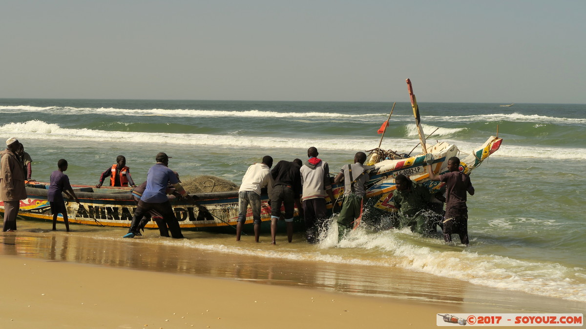 Tioukougne Peul - Retour de la peche
Mots-clés: geo:lat=15.44811155 geo:lon=-16.73316479 geotagged SEN Senegal Thiès Tioukougne Peul Mer plage bateau pecheur Atlantique