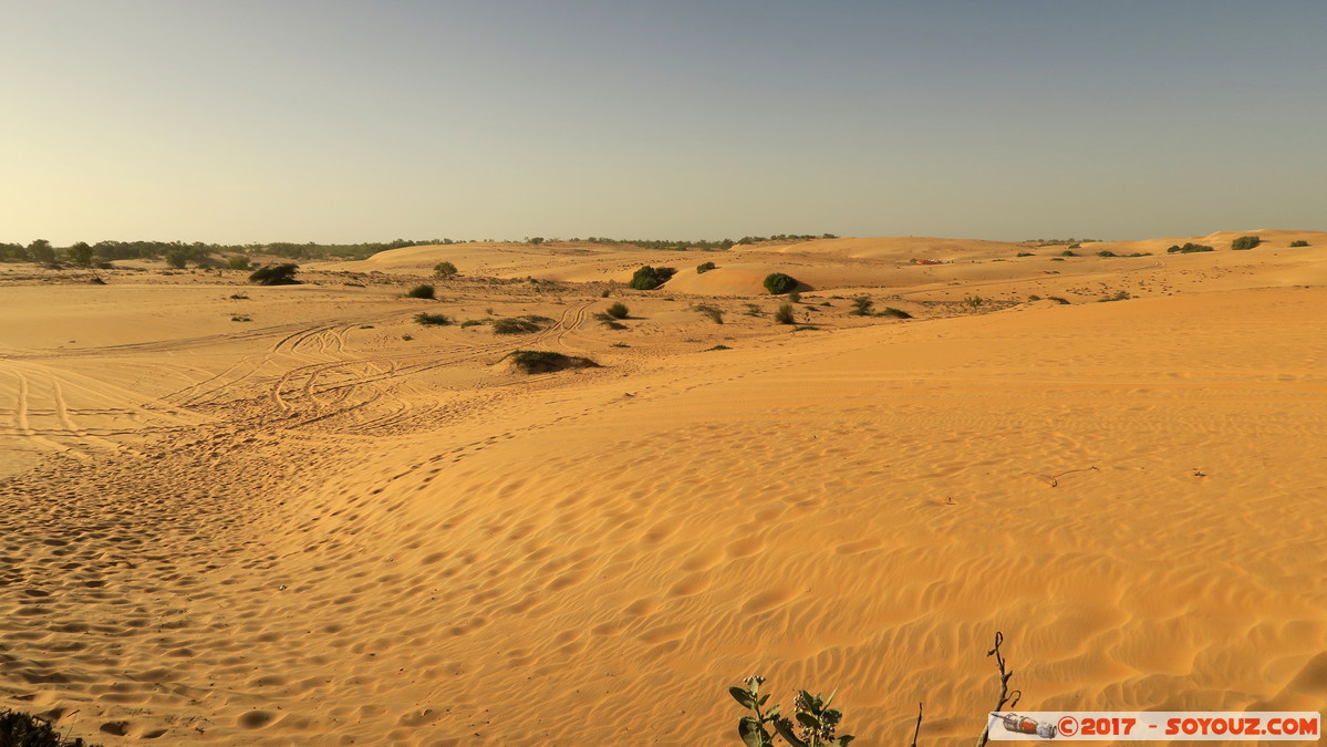 Desert de Lompoul
Mots-clés: geo:lat=15.45510727 geo:lon=-16.68780327 geotagged Mbèss Region Louga SEN Senegal Désert de Lompoul Desert