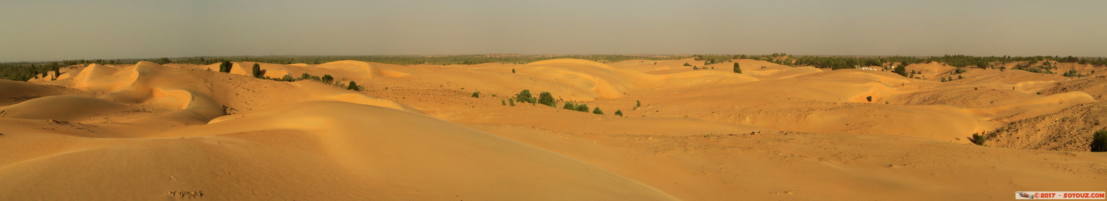 Desert de Lompoul - Panorama
Mots-clés: geo:lat=15.46102217 geo:lon=-16.69058204 geotagged SEN Senegal Thiès Tioukougne Peul Désert de Lompoul Desert panorama