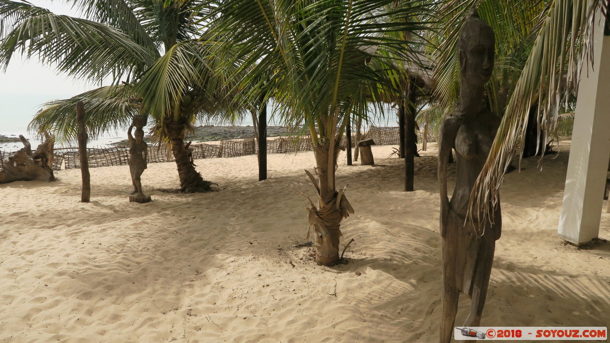 M'bour - Mbaila Hotel
Mots-clés: geo:lat=14.42216492 geo:lon=-16.99181557 geotagged Sali Niakhniakhal SEN Senegal Thiès plage