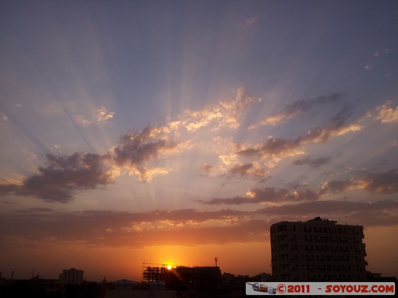 Khartoum - Sunset
Mots-clés: Al KharÅ£Å«m Arkawit geo:lat=15.56905558 geo:lon=32.55010039 geotagged SDN Soudan sunset