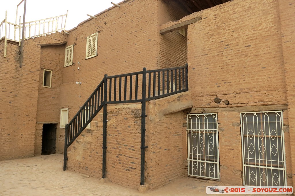 Khartoum - Omdurman - Khalifa's House
Mots-clés: geo:lat=15.63898177 geo:lon=32.48826206 geotagged Khartoum Omdurman SDN Soudan Khalifa&#039;s House