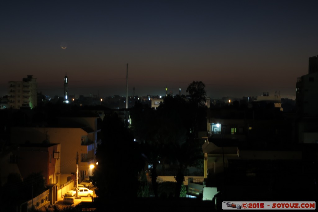 Khartoum  - Sunset on Amarat / Street 49
Mots-clés: Arkawit geo:lat=15.56801689 geo:lon=32.54755765 geotagged Khartoum SDN Soudan sunset Amarat Street 49 Lune