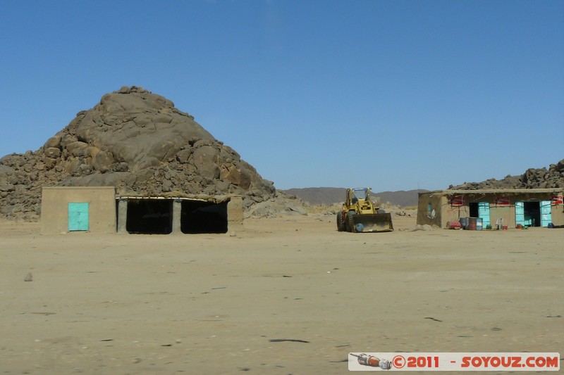 Hillat ed Dareisa area
Mots-clés: Al KharÅ£Å«m geo:lat=16.26485986 geo:lon=32.75865555 geotagged Hawawit East SDN Soudan Desert
