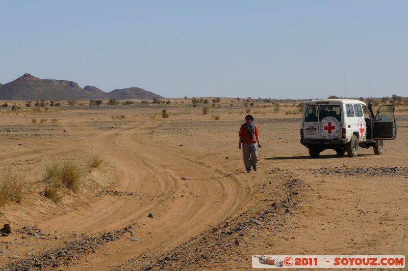 El Ghadoora - Desert
Mots-clés: El Ghadoora geo:lat=16.48320927 geo:lon=33.21966777 geotagged Nahr an NÄ«l SDN Soudan voiture Desert