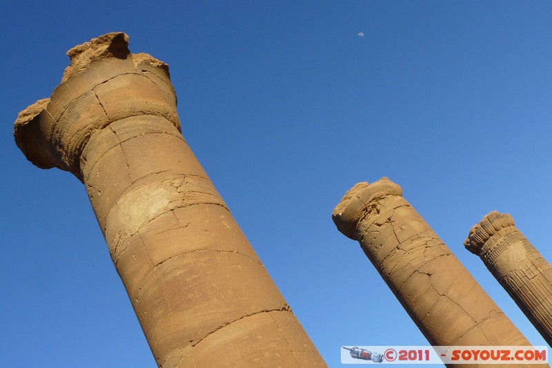 Musawwarat es-Sufra - Temple 100
Mots-clés: geo:lat=16.41265665 geo:lon=33.32377883 geotagged Hilla Nahr an NÄ«l SDN Soudan Ruines Egypte patrimoine unesco Lune