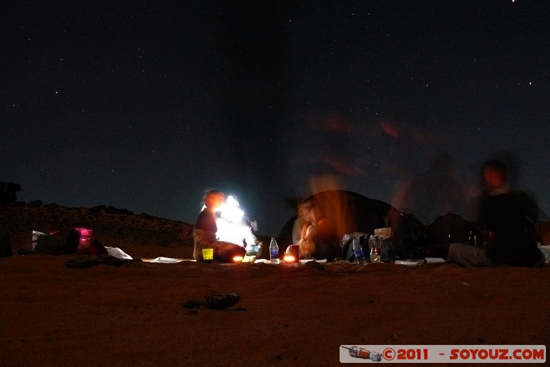 Meroe - Camp site
Mots-clés: geo:lat=16.93362000 geo:lon=33.75503987 geotagged Hillat ed Darqab Nahr an NÄ«l SDN Soudan Nuit