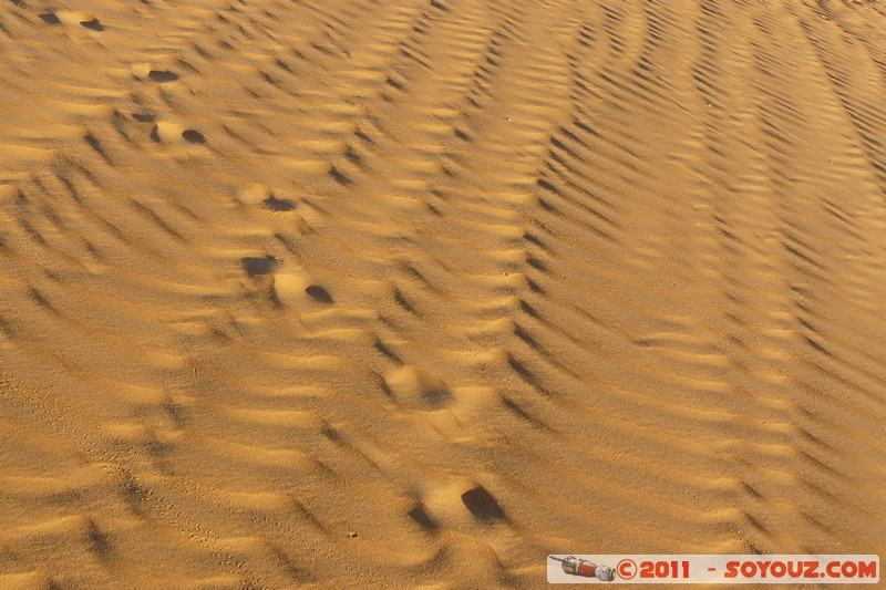 Meroe - Desert
Mots-clés: geo:lat=16.93380988 geo:lon=33.75588477 geotagged Hillat ed Darqab Nahr an NÄ«l SDN Soudan Desert sunset