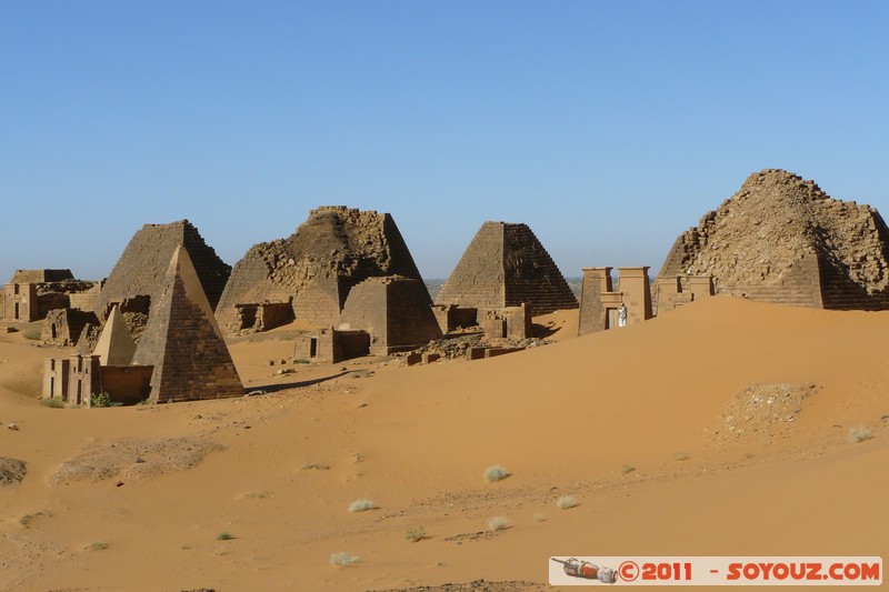 Meroe Pyramids - Northern Cemetery
Mots-clés: geo:lat=16.93892881 geo:lon=33.75038356 geotagged Hillat ed Darqab Nahr an NÄ«l SDN Soudan Ruines Egypte patrimoine unesco Desert