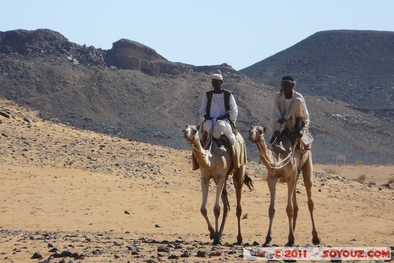 Meroe Pyramids - Camels and riders
Mots-clés: geo:lat=16.93633985 geo:lon=33.74798298 geotagged Hillat ed Darqab Nahr an NÄ«l SDN Soudan Desert animals chameau personnes