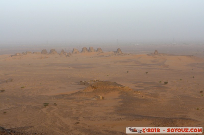 Sunrise on Meroe pyramids
Mots-clés: geo:lat=16.93377296 geo:lon=33.75801546 geotagged Hillat ed Darqab Nahr an NÄ«l Soudan Egypte Ruines egyptiennes patrimoine unesco