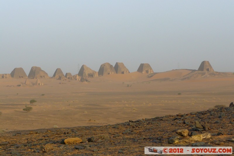 Sunrise on Meroe pyramids
Mots-clés: geo:lat=16.93326519 geo:lon=33.75544167 geotagged Hillat ed Darqab Nahr an NÄ«l Soudan Egypte Ruines egyptiennes patrimoine unesco