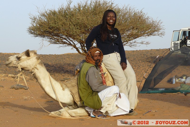 Meroe - Tourist picture
Mots-clés: geo:lat=16.93326519 geo:lon=33.75544167 geotagged Hillat ed Darqab Nahr an NÄ«l Soudan animals chameau personnes