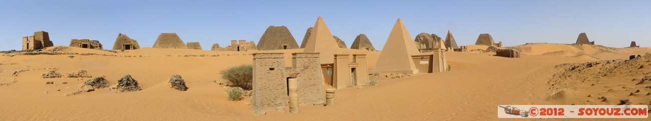 Meroe Pyramids - Northern Cemetery - panorama
Mots-clés: geo:lat=16.93744703 geo:lon=33.74940055 geotagged Hillat ed Darqab Nahr an NÄ«l Soudan Ruines egyptiennes panorama patrimoine unesco