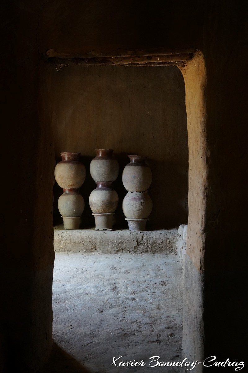 Musee de Gaoui
Mots-clés: Chari-Baguirmi Gaoui geo:lat=12.17900232 geo:lon=15.14868401 geotagged TCD Tchad Musee de Gaoui