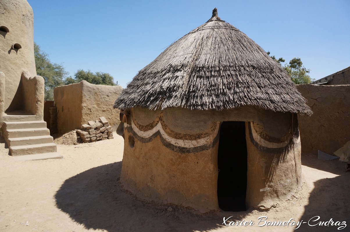 Musee de Gaoui - Maison de la mere du Sultan
Mots-clés: Chari-Baguirmi Gaoui geo:lat=12.17901871 geo:lon=15.14871620 geotagged TCD Tchad Musee de Gaoui