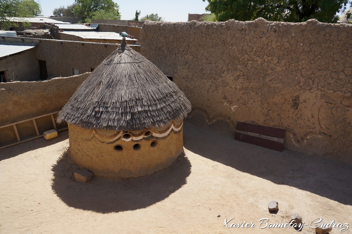 Musee de Gaoui - Maison de la mere du Sultan
Mots-clés: Chari-Baguirmi Gaoui geo:lat=12.17906262 geo:lon=15.14877521 geotagged TCD Tchad Musee de Gaoui