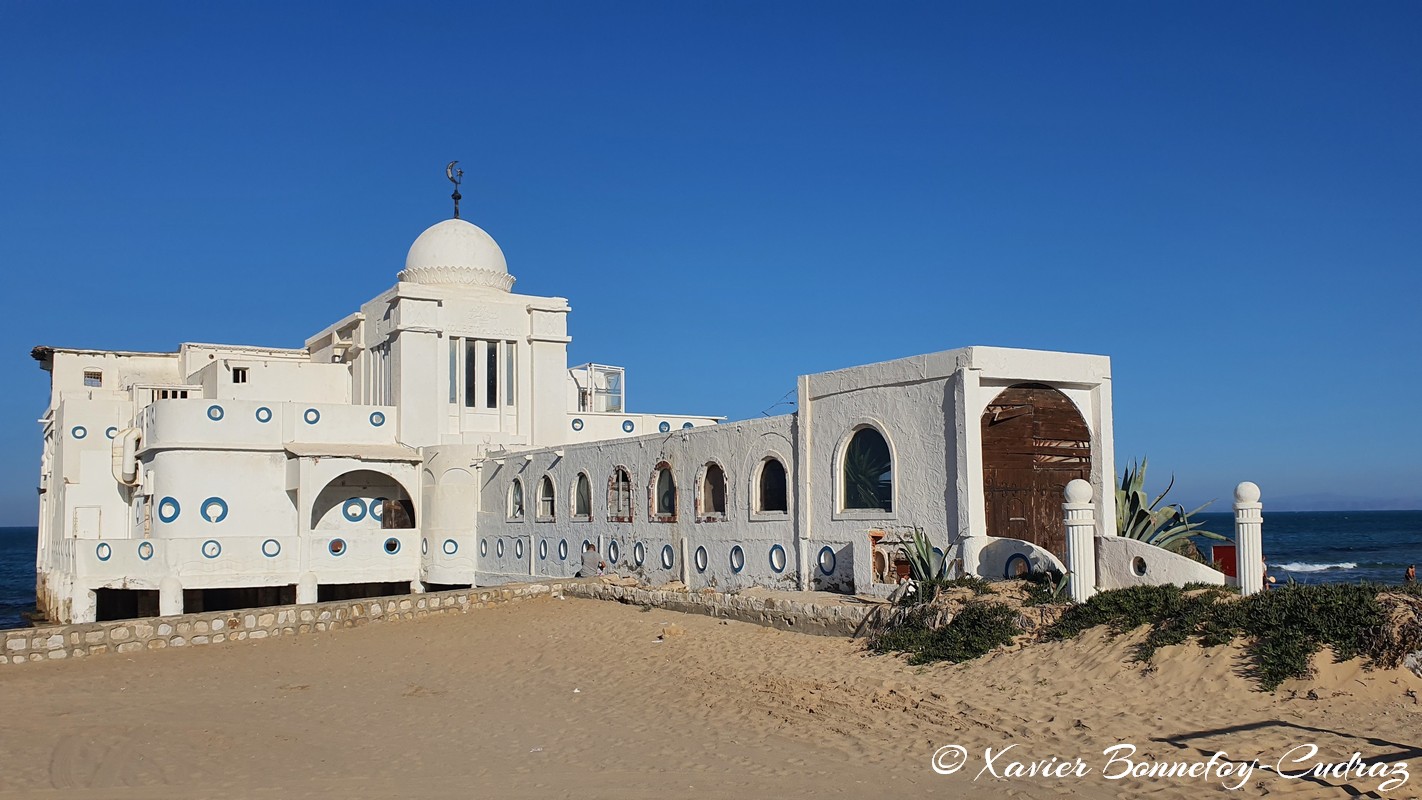 La Marsa Plage - Kobbet El Haoua
Mots-clés: geo:lat=36.88583370 geo:lon=10.33368230 geotagged La Marsa Plage TUN Tūnis Tunisie