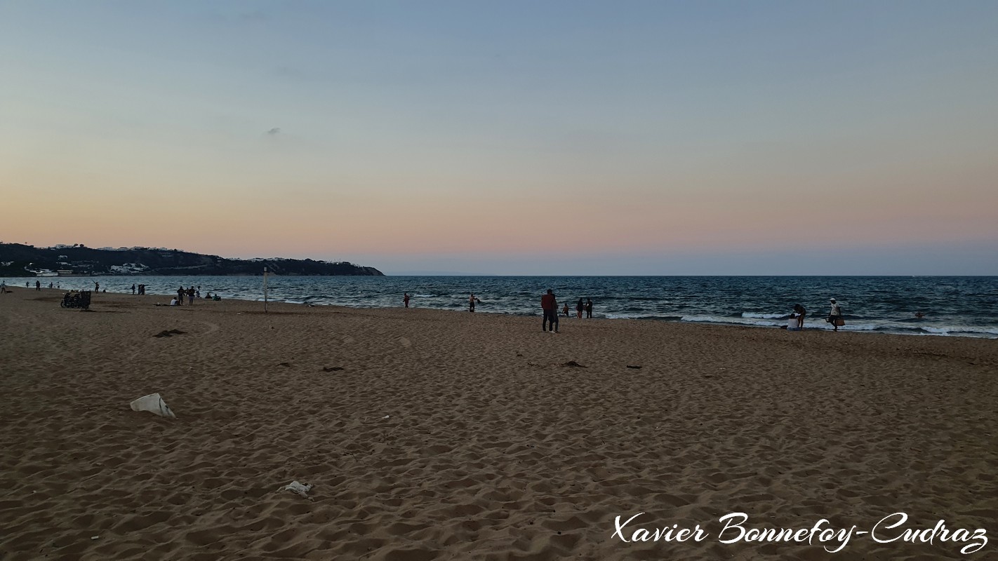 La Marsa Plage
Mots-clés: geo:lat=36.88715092 geo:lon=10.33034161 geotagged La Marsa Cube TUN Tūnis Tunisie Tunis La Marsa plage Mer sunset