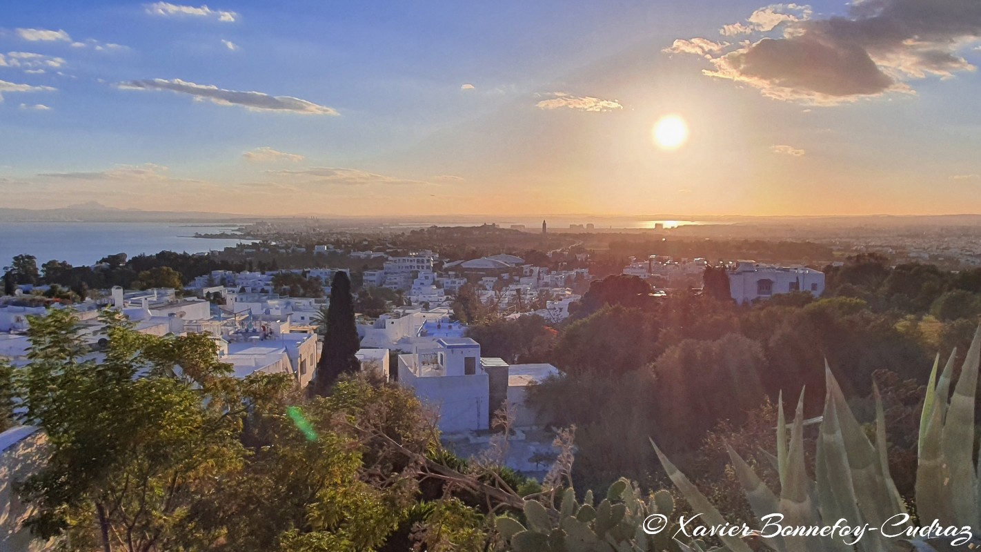 Sidi Bou Saïd - Coucher de Soleil
Mots-clés: geo:lat=36.87216465 geo:lon=10.34810722 geotagged Sidi Bou Saïd TUN Tūnis Tunisie Tunis Carthage