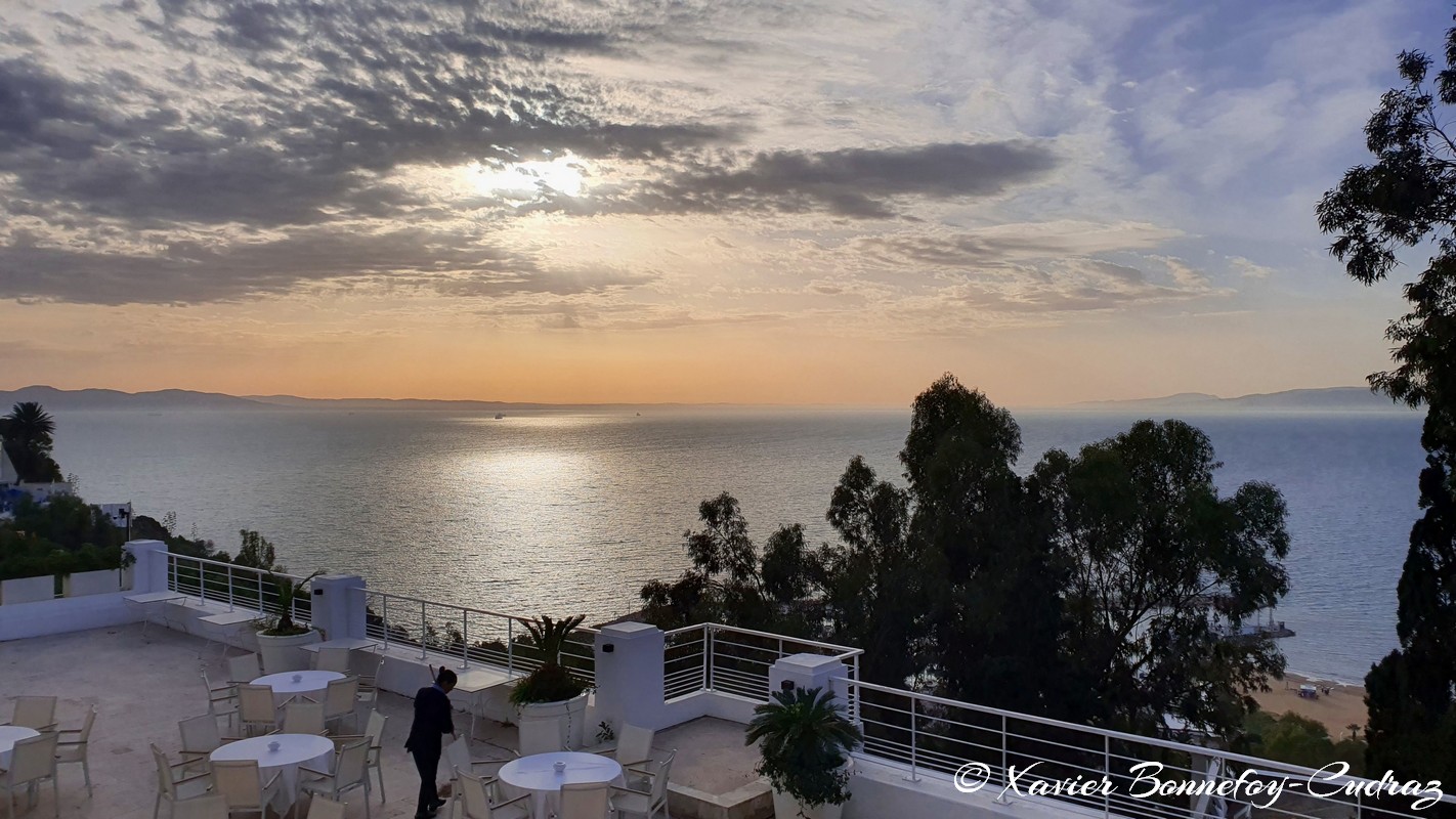 Sidi Bou Saïd - Dar Zarrouk
Mots-clés: geotagged Sidi Bou Saïd TUN Tūnis Tunisie Tunis Carthage Dar Zarrouk Mer sunset