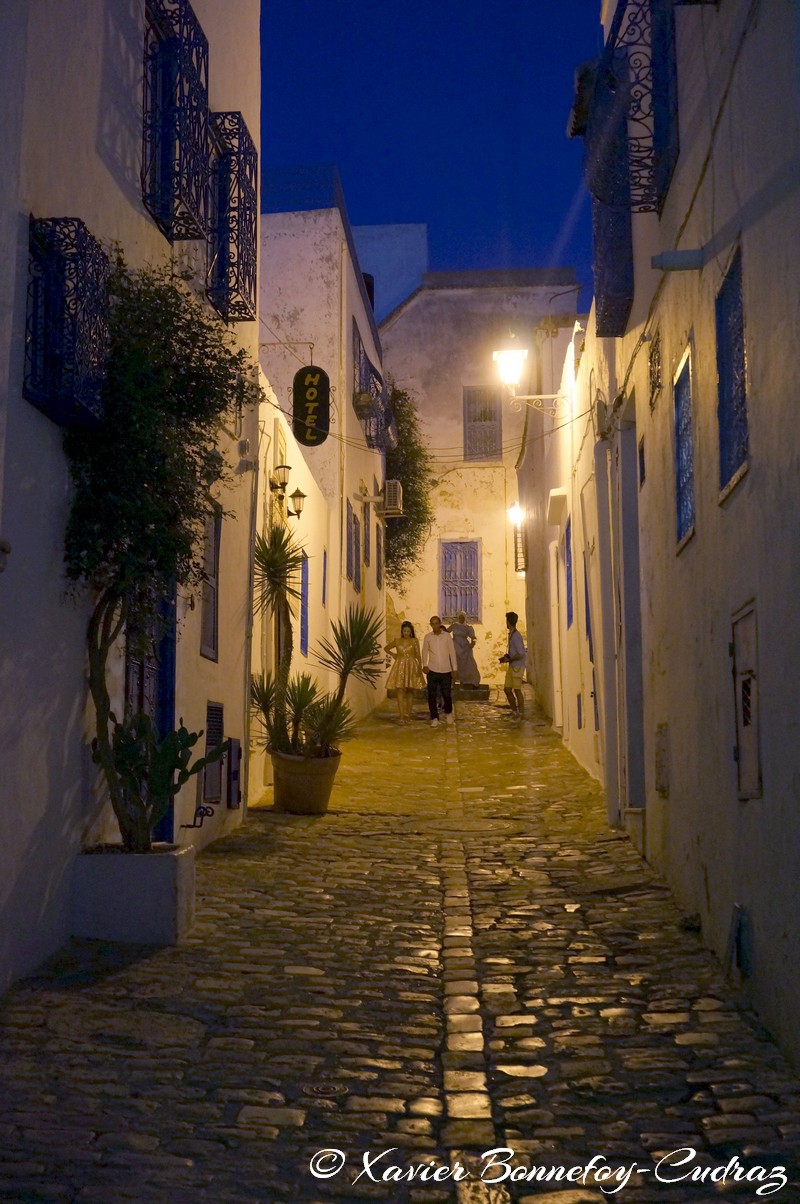 Sidi Bou Saïd by Night
Mots-clés: geo:lat=36.87133656 geo:lon=10.34818073 geotagged Sidi Bou Saïd TUN Tūnis Tunisie Tunis Carthage crepuscule Dusk Nuit