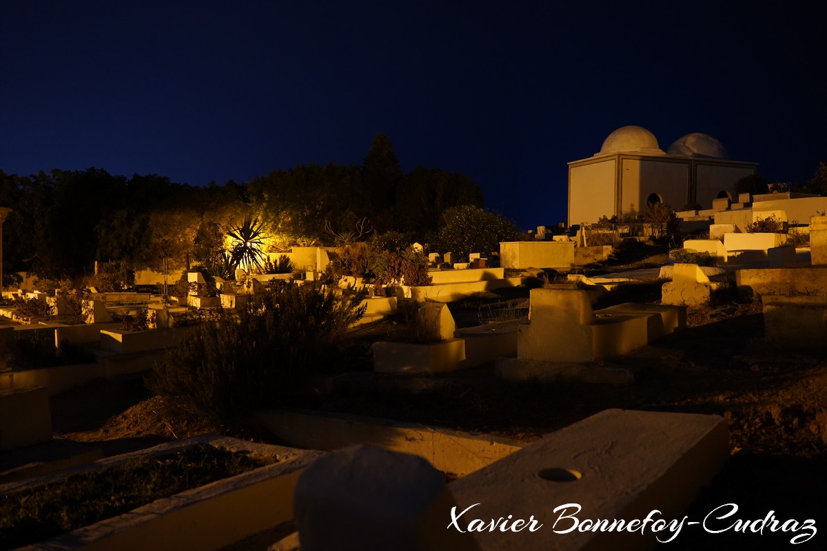 Sidi Bou Saïd by Night - Cimetiere Sidi Djebali
Mots-clés: Dar Mimoun Bey geo:lat=36.87365429 geo:lon=10.34672722 geotagged TUN Tūnis Tunisie Sidi Bou Saïd Tunis Carthage Nuit cimetiere Sidi Djebali