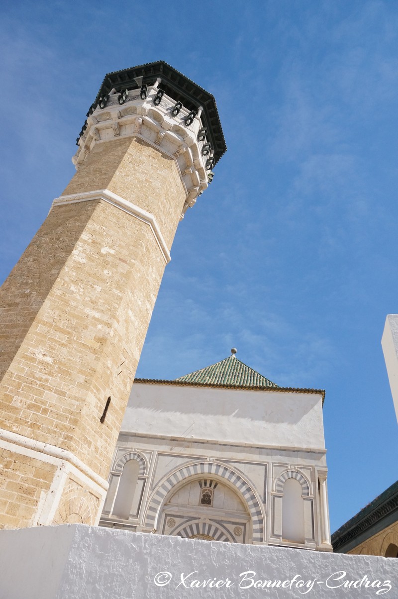 Tunis - Medina - Mosquee Sidi Youssef Dey
Mots-clés: geo:lat=36.79718727 geo:lon=10.16942155 geotagged La Kasbah TUN Tūnis Tunisie Medina Mosque Mosquee Sidi Youssef Dey