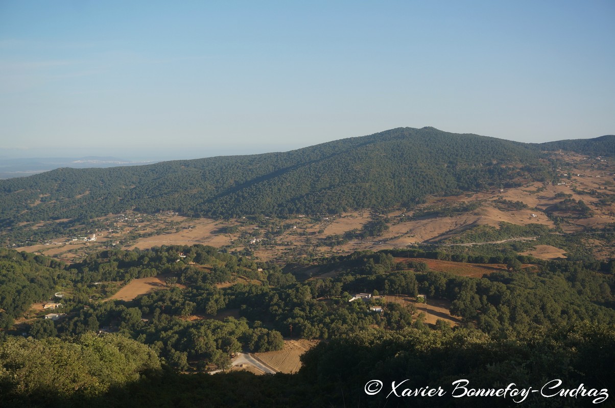 Ain Draham
Mots-clés: geo:lat=36.72717549 geo:lon=8.67491361 geotagged Jundūbah Les Chênes TUN Tunisie Jendouba Ain Draham Arbres paysage