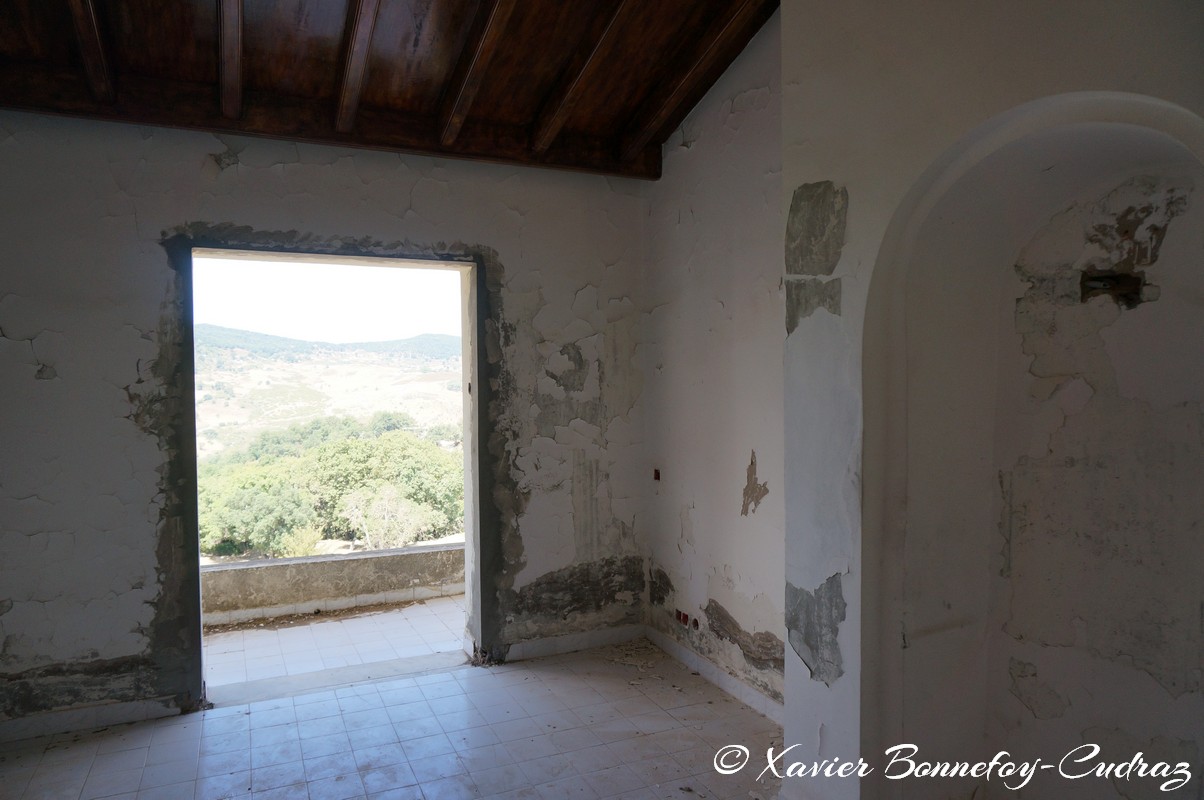 Ain Draham - Ruines Hotel La Foret (Urbex)
Mots-clés: geo:lat=36.73947331 geo:lon=8.67967784 geotagged Jundūbah Les Chênes TUN Tunisie Jendouba Ain Draham Ruines Urbex Hotel La Foret