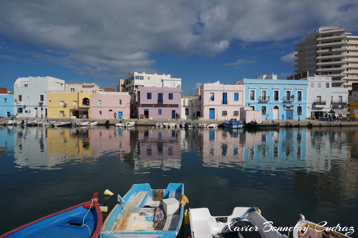 Bizerte - Le Vieux Port
Mots-clés: Banzart geo:lat=37.27657985 geo:lon=9.87502456 geotagged La Ksiba TUN Tunisie Bizerte Le vieux port bateau