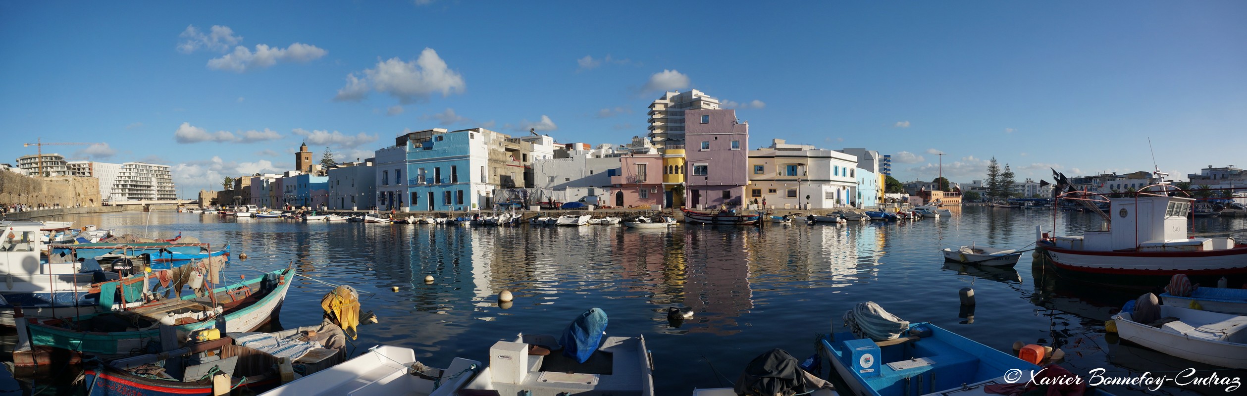 Bizerte - Le Vieux Port - Panorama
Mots-clés: Banzart geo:lat=37.27795432 geo:lon=9.87490654 geotagged La Ksiba TUN Tunisie Bizerte Le vieux port bateau panorama