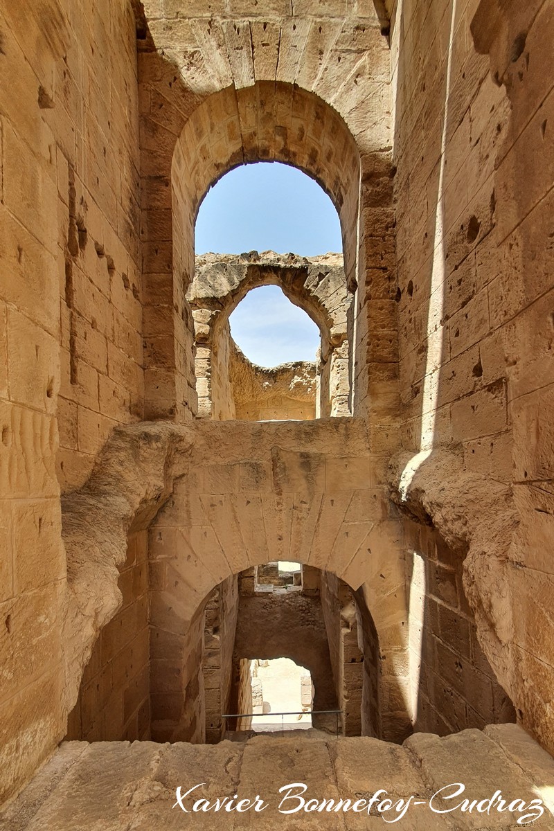 El Jem - Amphitheatre
Mots-clés: Al Mahdīyah El Jem geo:lat=35.29596355 geo:lon=10.70658714 geotagged TUN Tunisie Mahdia Amphitheatre Ruines Ruines romaines patrimoine unesco