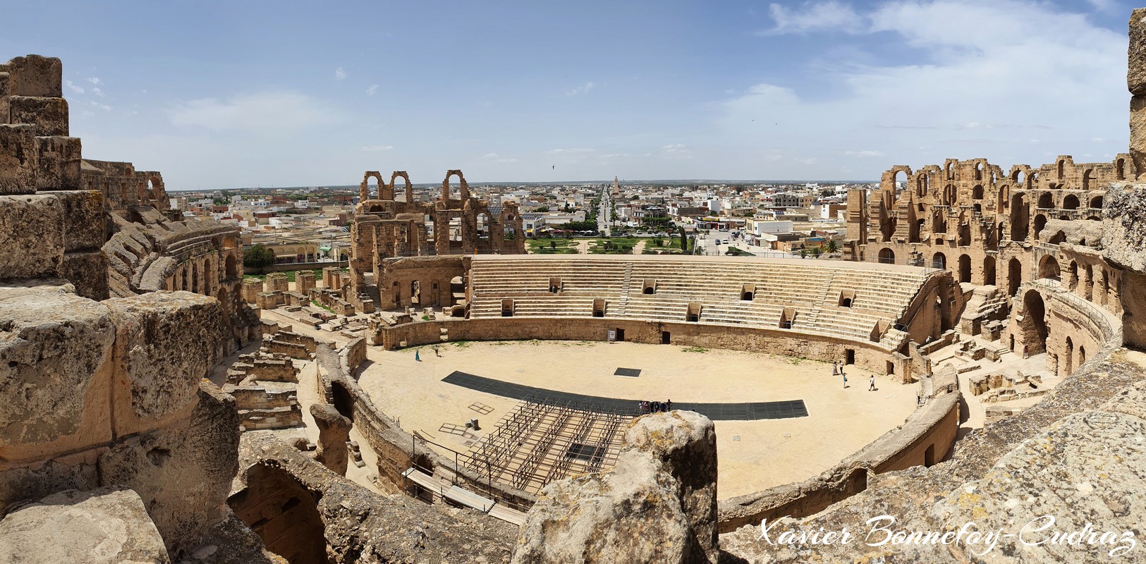 El Jem - Amphitheatre
Mots-clés: Al Mahdīyah El Jem geo:lat=35.29606644 geo:lon=10.70716247 geotagged TUN Tunisie Mahdia Amphitheatre Ruines Ruines romaines patrimoine unesco